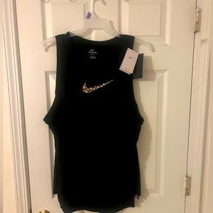 Nike Plus Training Top